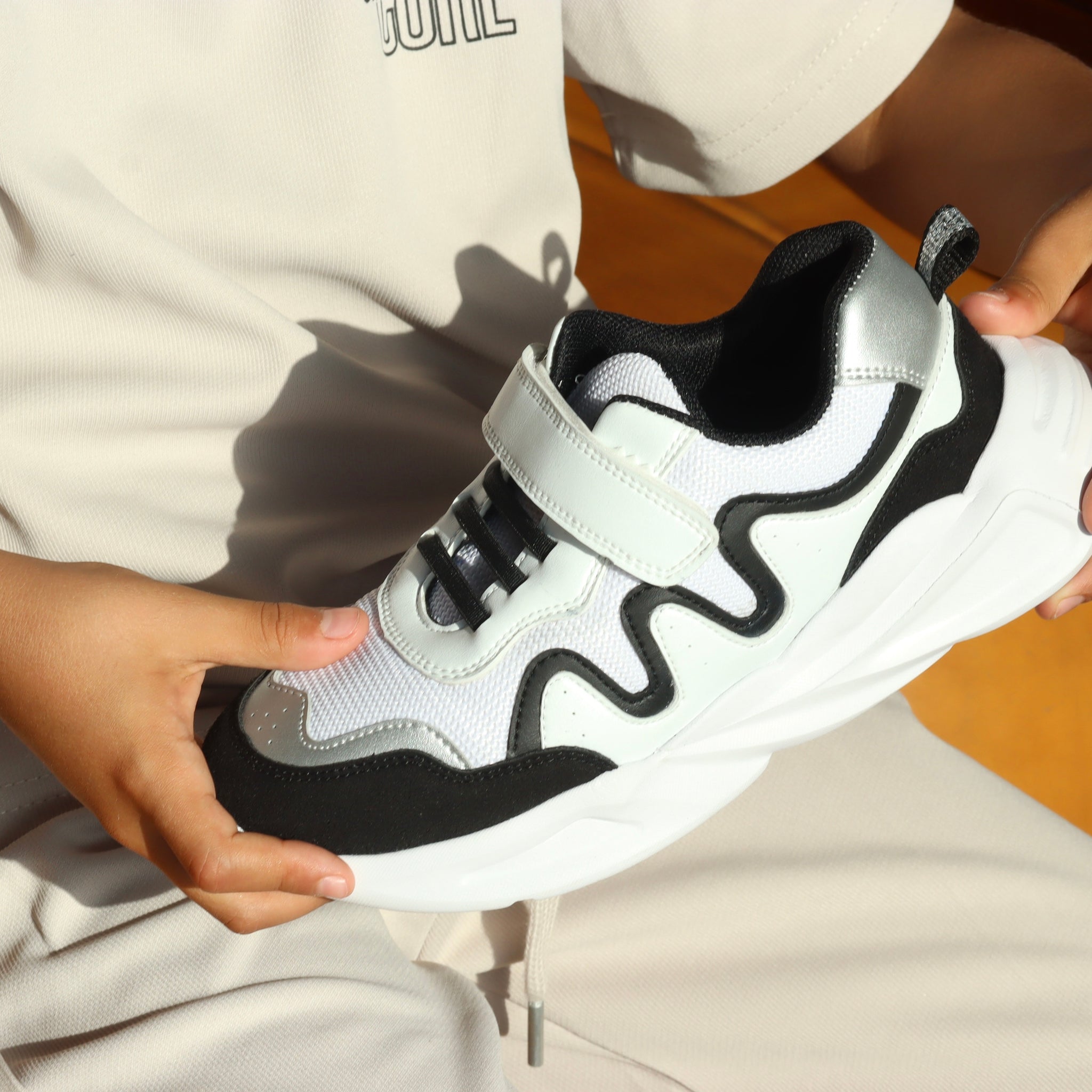 Children's shoes : Size 26 - 36